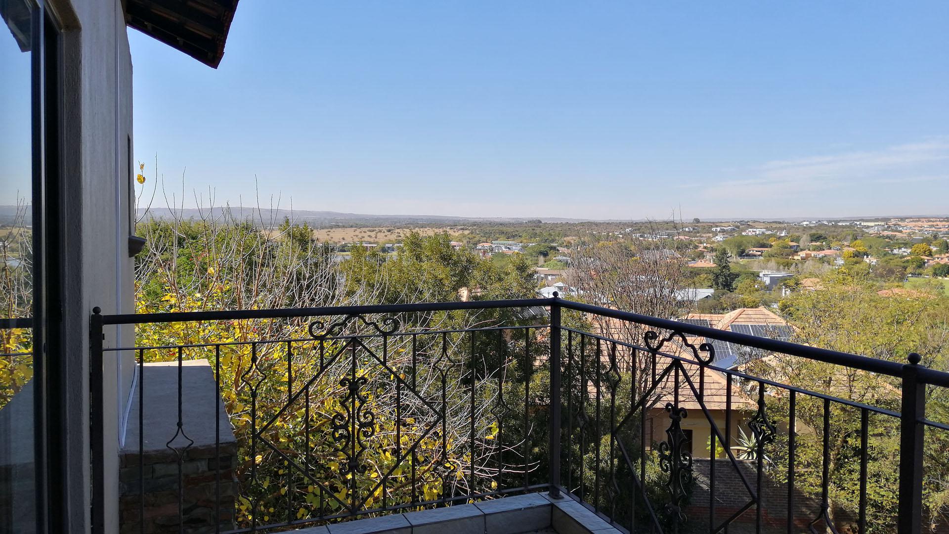 Balcony - 58 square meters of property in Bitterfontein