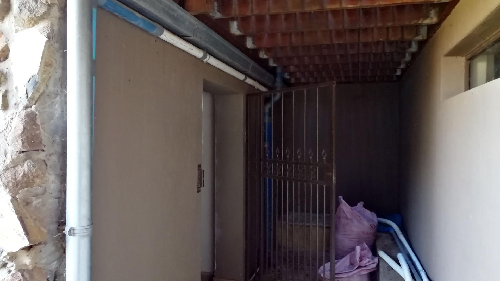 Store Room - 66 square meters of property in Bitterfontein