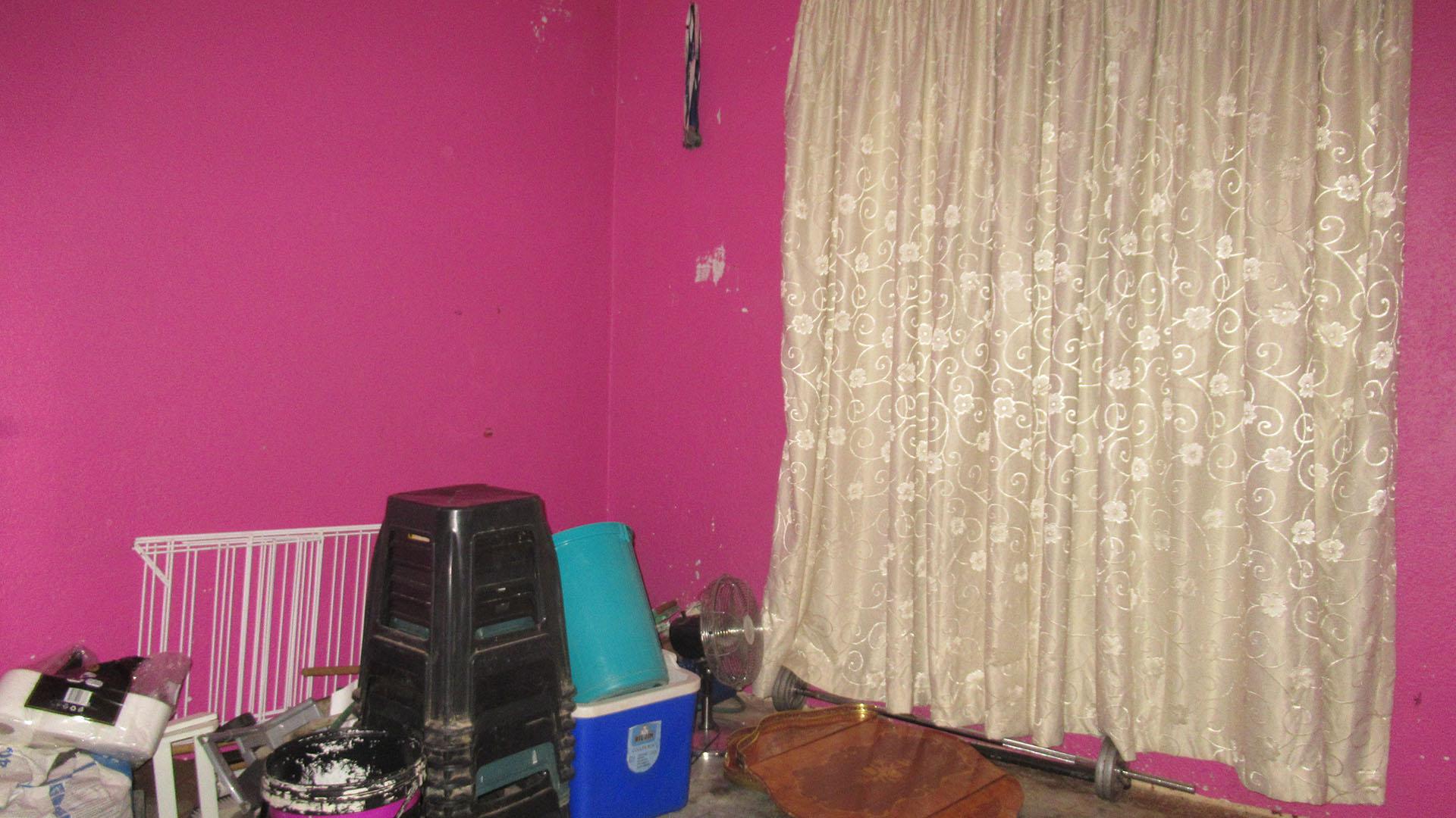 Bed Room 2 - 8 square meters of property in Dobsonville