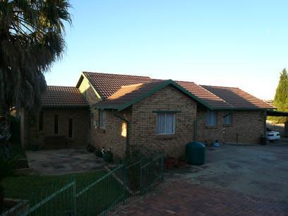 3 Bedroom House for Sale For Sale in Heuweloord - Private Sale - MR45361