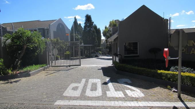2 Bedroom Apartment to Rent in Sandton - Property to rent - MR453751