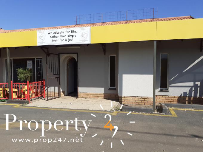 3 Bedroom Commercial to Rent in Fochville - Property to rent - MR453882