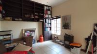 Study - 13 square meters of property in Parkmore