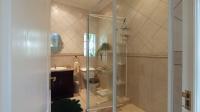 Bathroom 3+ - 6 square meters of property in Parkmore