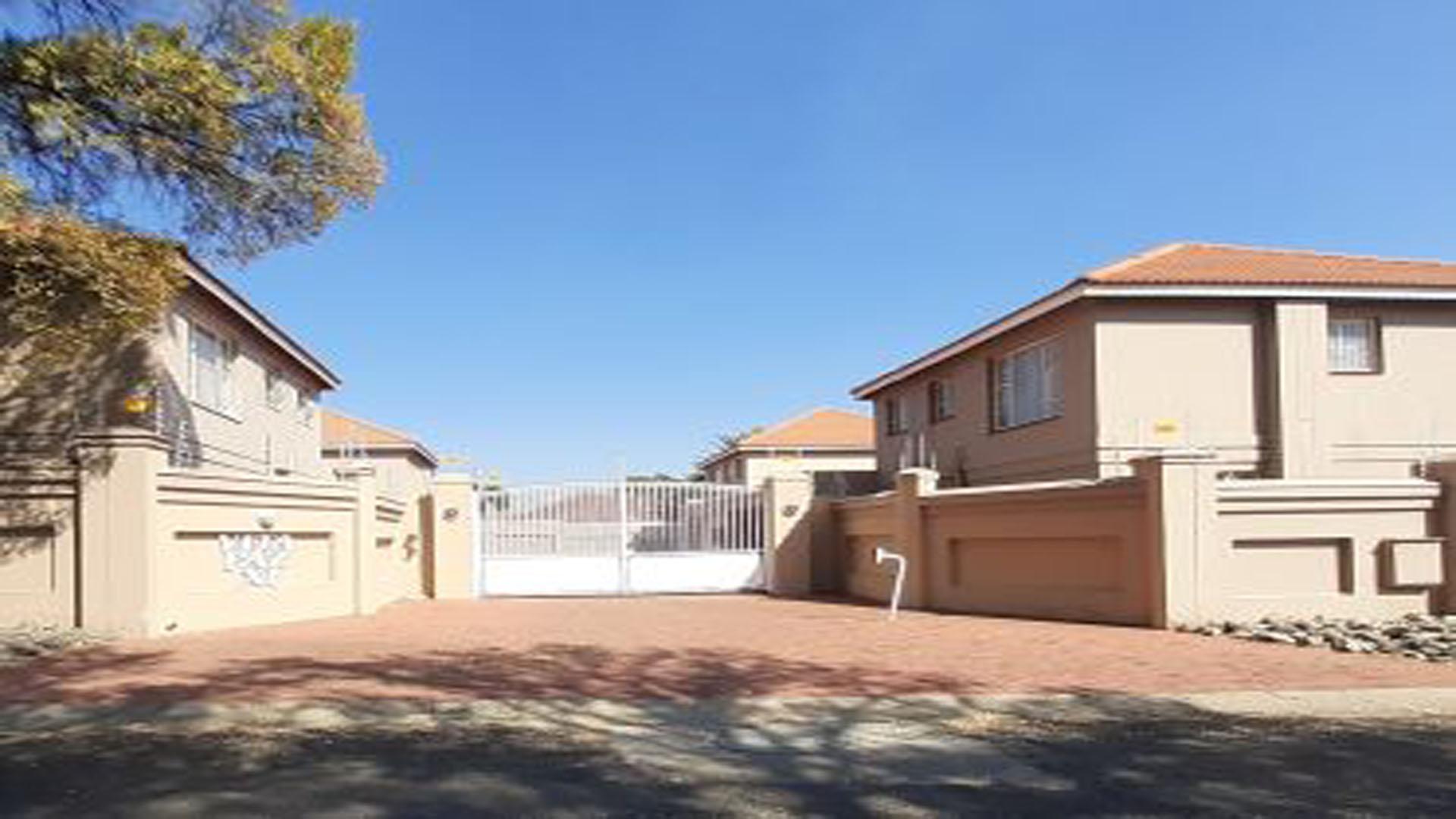 Front View of property in Edenvale