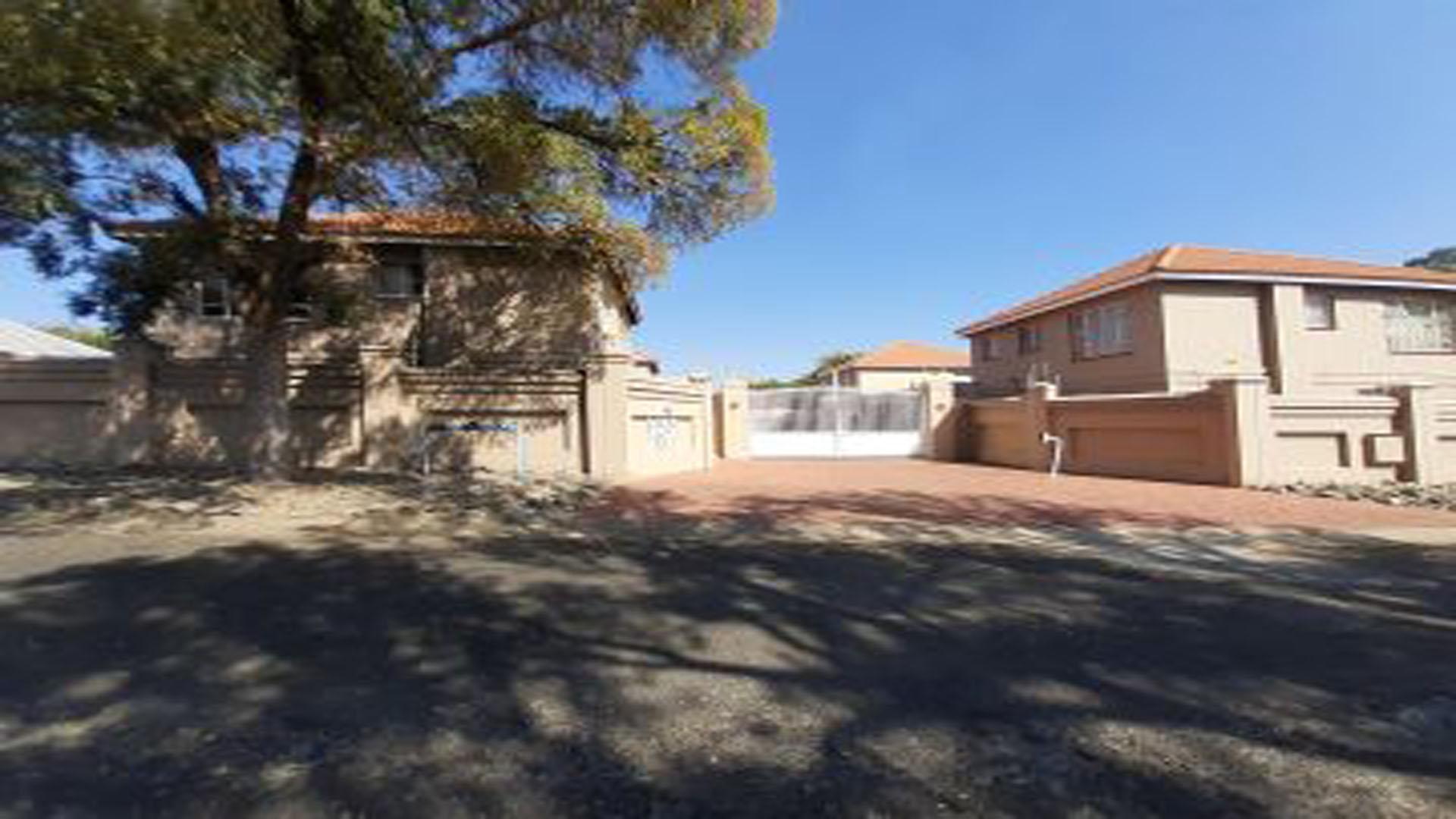 Front View of property in Edenvale