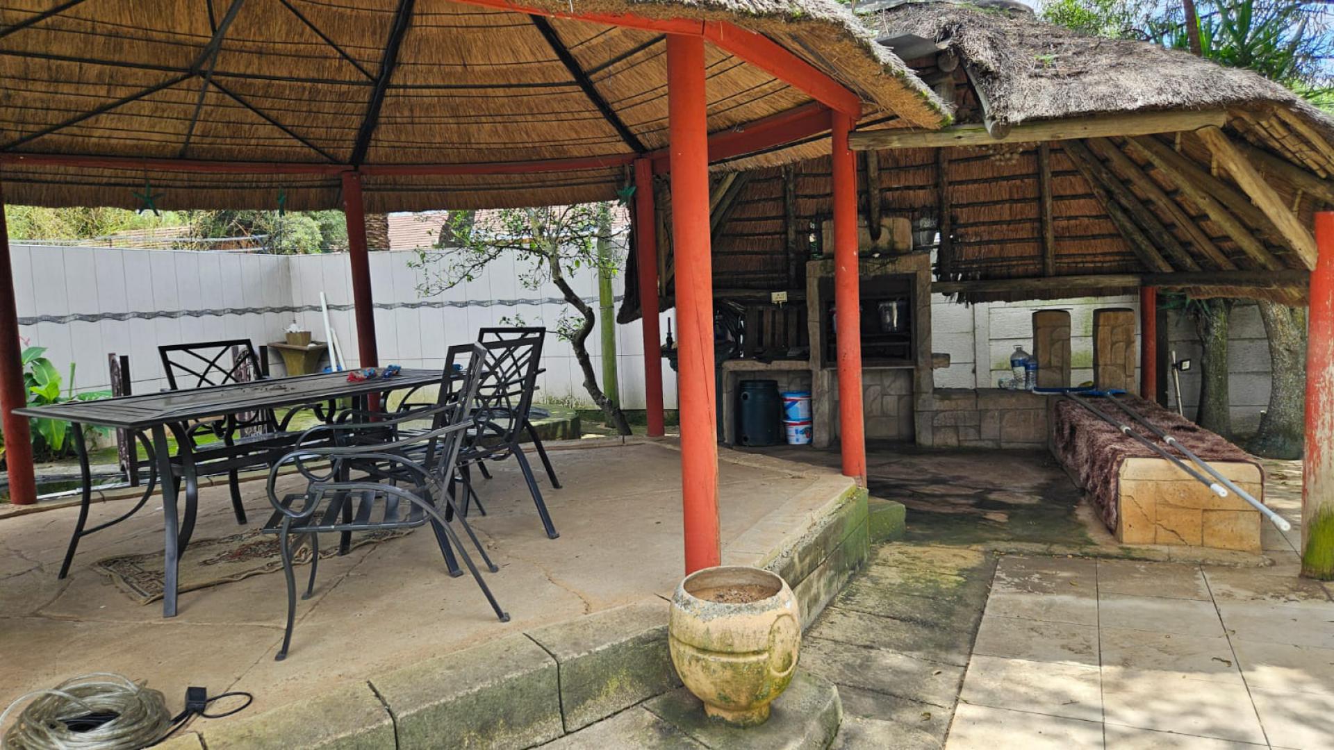 Spaces of property in Helderkruin