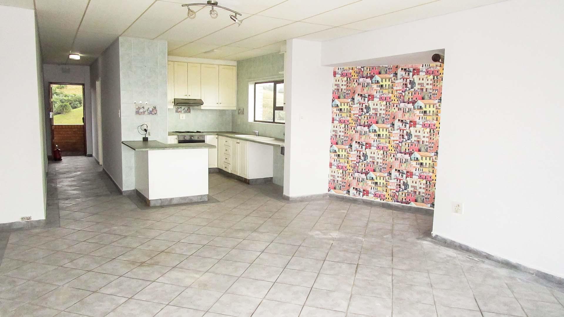 Lounges - 31 square meters of property in Elysium