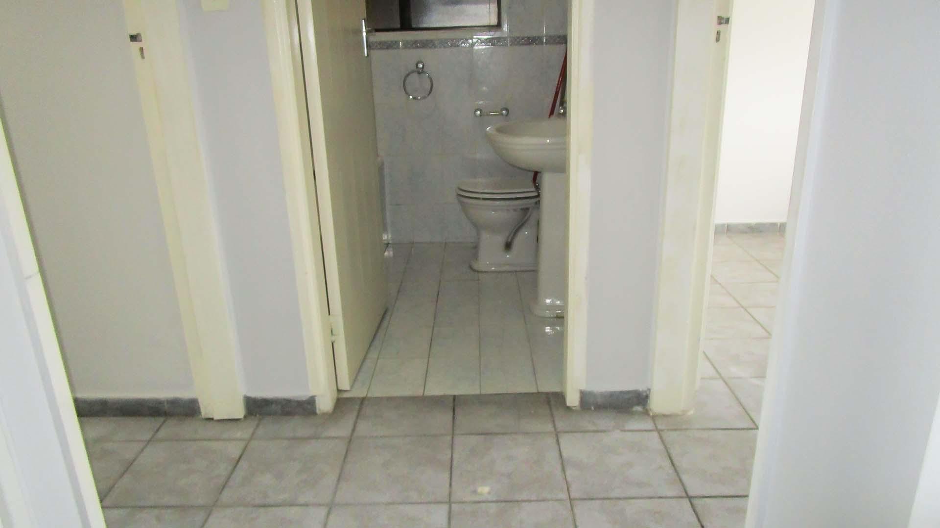 Spaces - 21 square meters of property in Elysium