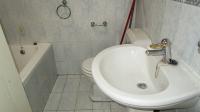 Main Bathroom - 4 square meters of property in Elysium