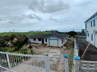 Front View of property in Highridge