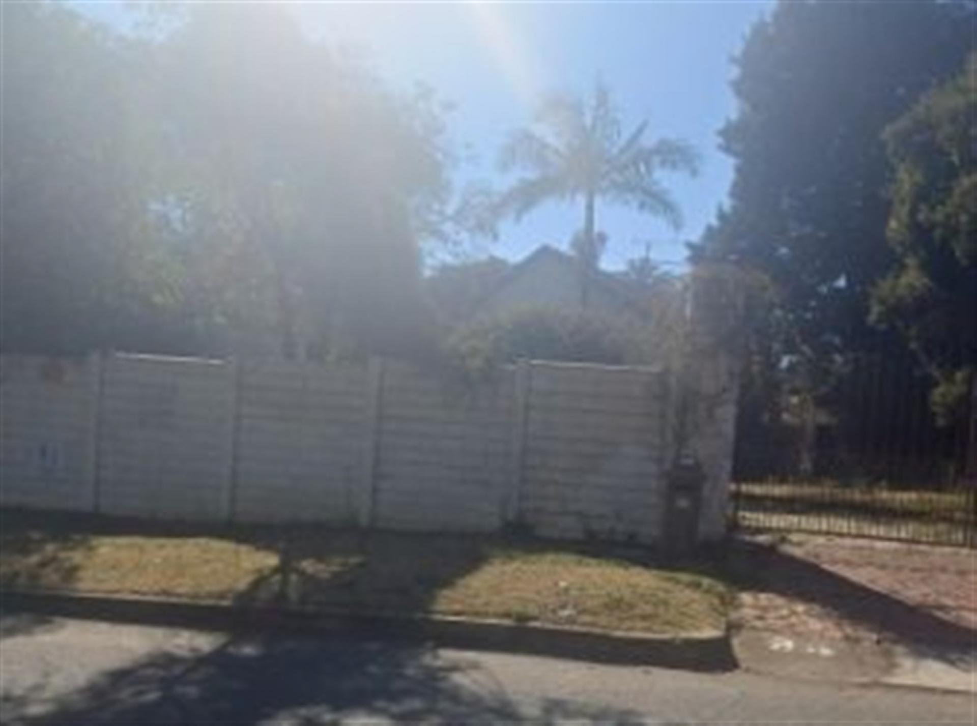 Front View of property in Noordheuwel