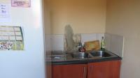 Kitchen - 8 square meters of property in Vanderbijlpark