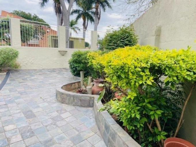 6 Bedroom House for Sale For Sale in Nelspruit Central - MR455927