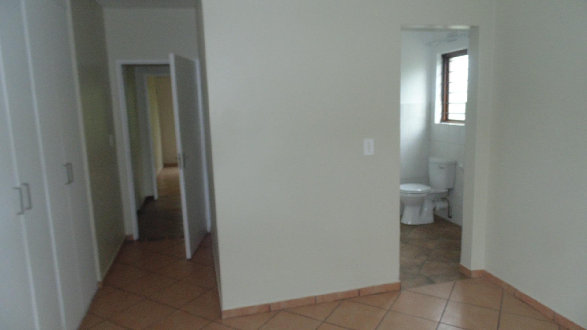 Main Bedroom - 17 square meters of property in Northwold