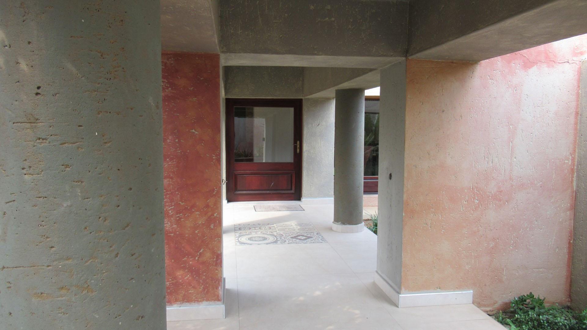 Spaces - 34 square meters of property in Benoni