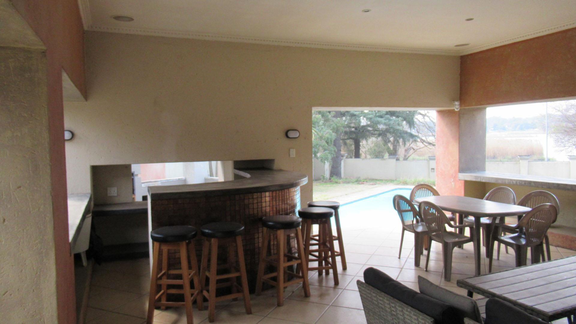 Patio - 51 square meters of property in Benoni