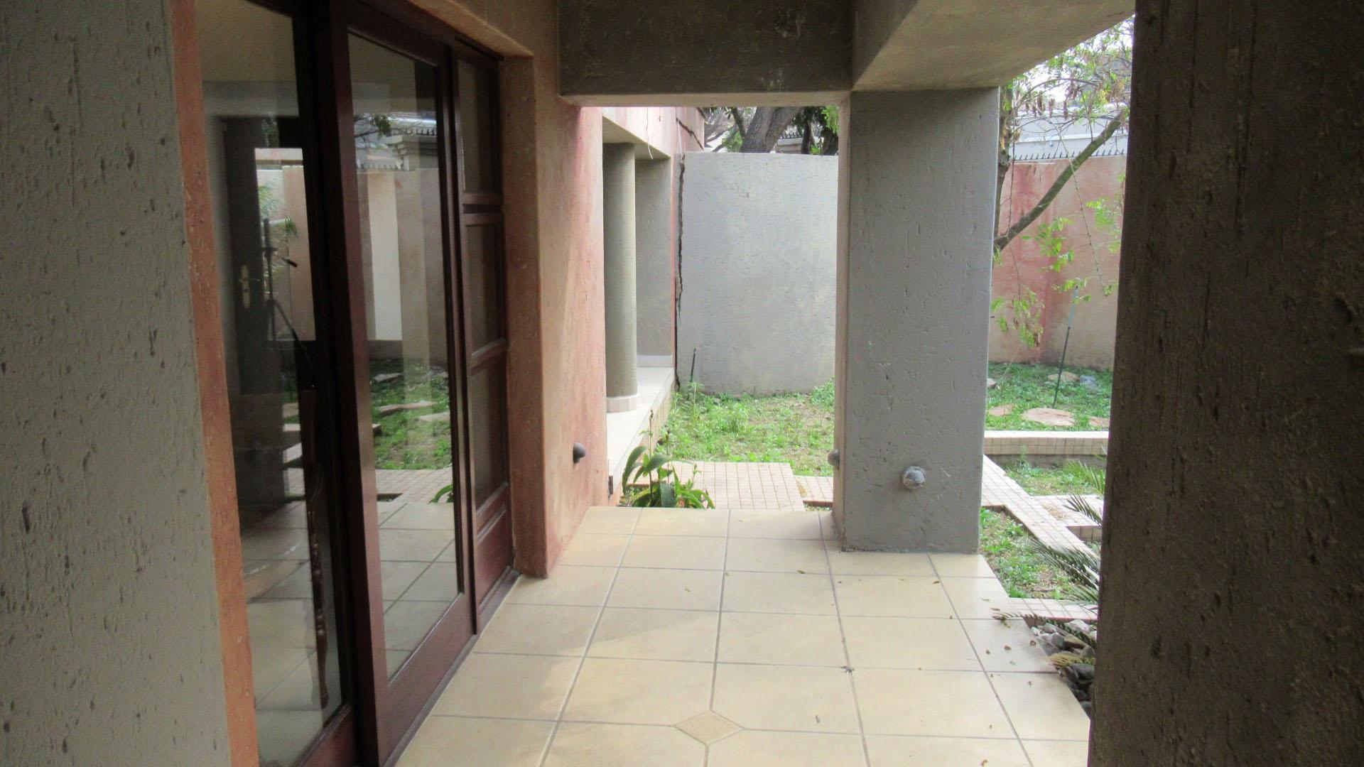 Patio - 51 square meters of property in Benoni