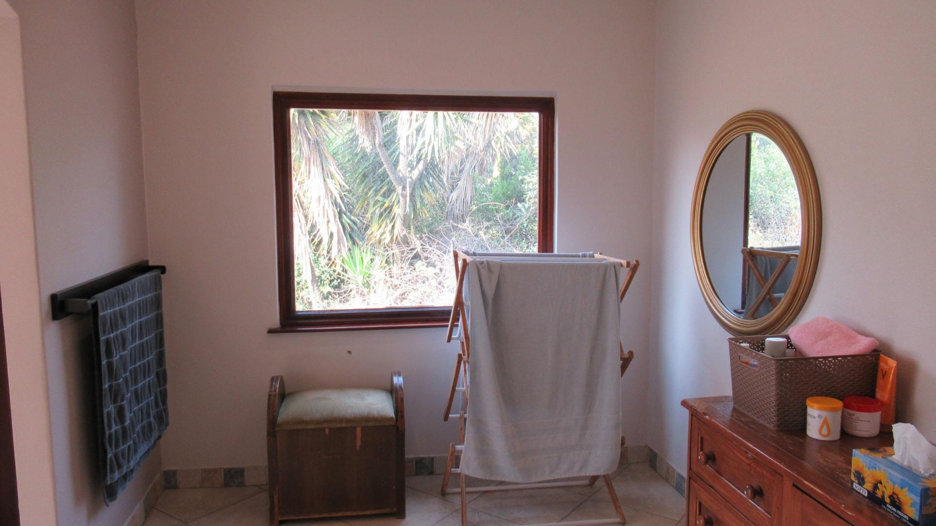 Rooms - 65 square meters of property in Benoni