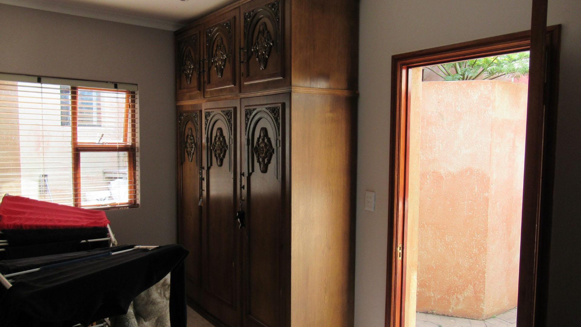 Rooms - 65 square meters of property in Benoni