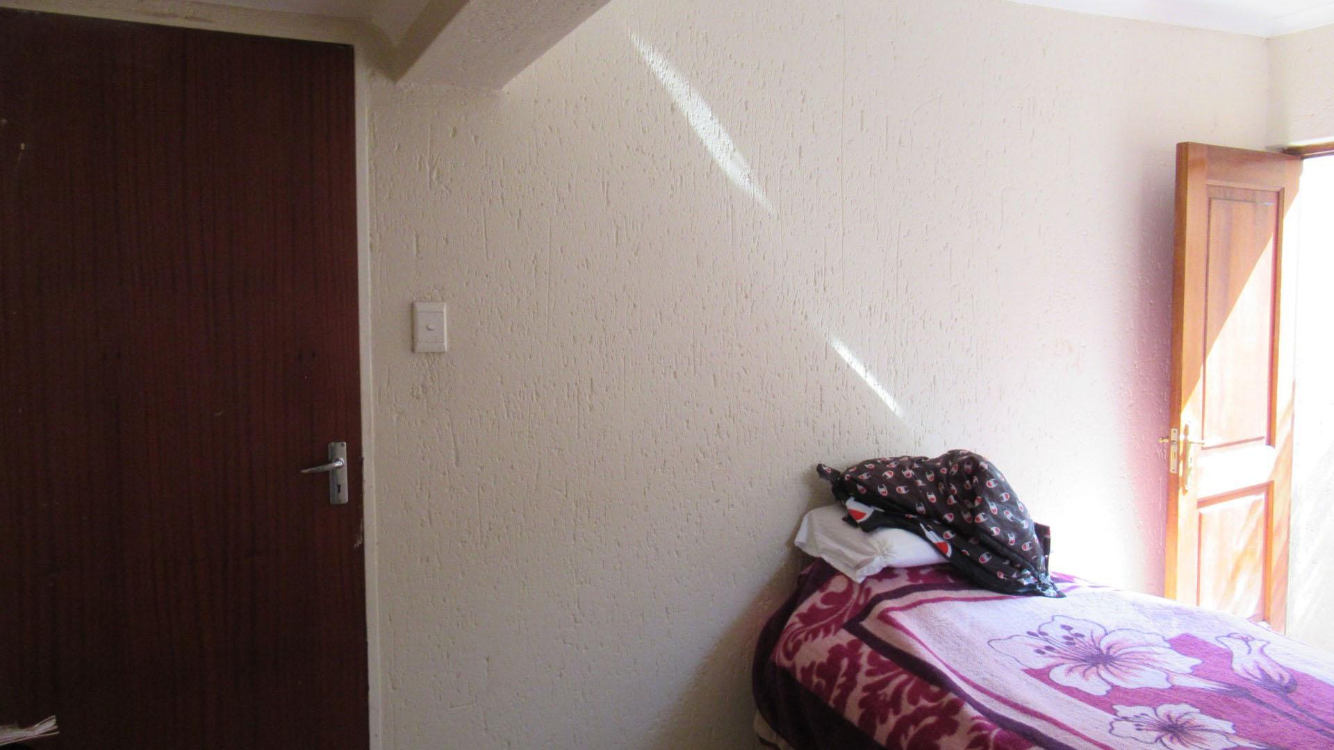 Rooms - 65 square meters of property in Benoni