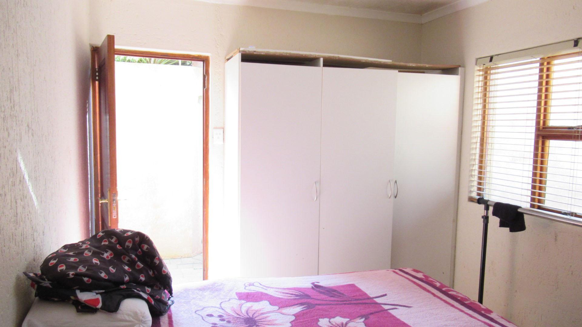 Rooms - 65 square meters of property in Benoni
