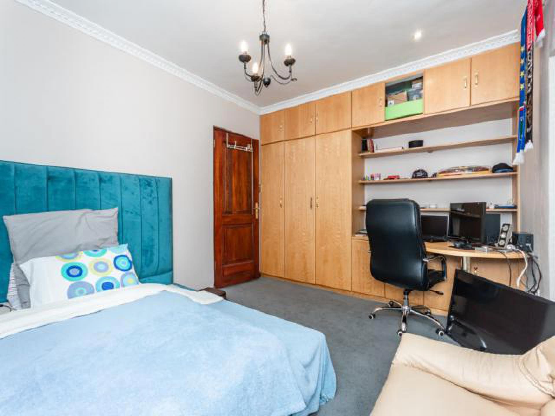 Bed Room 3 - 22 square meters of property in Benoni