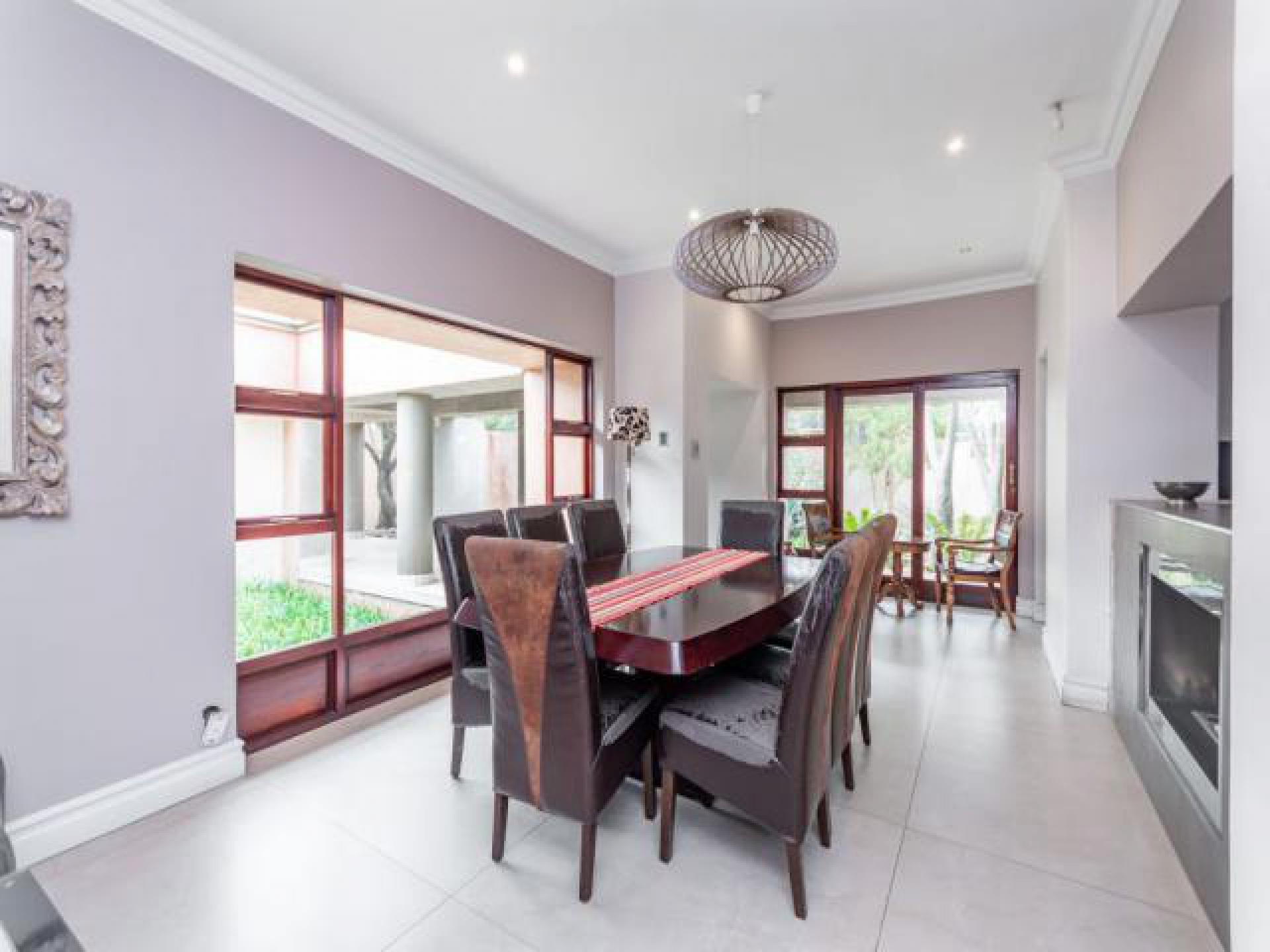Dining Room - 39 square meters of property in Benoni