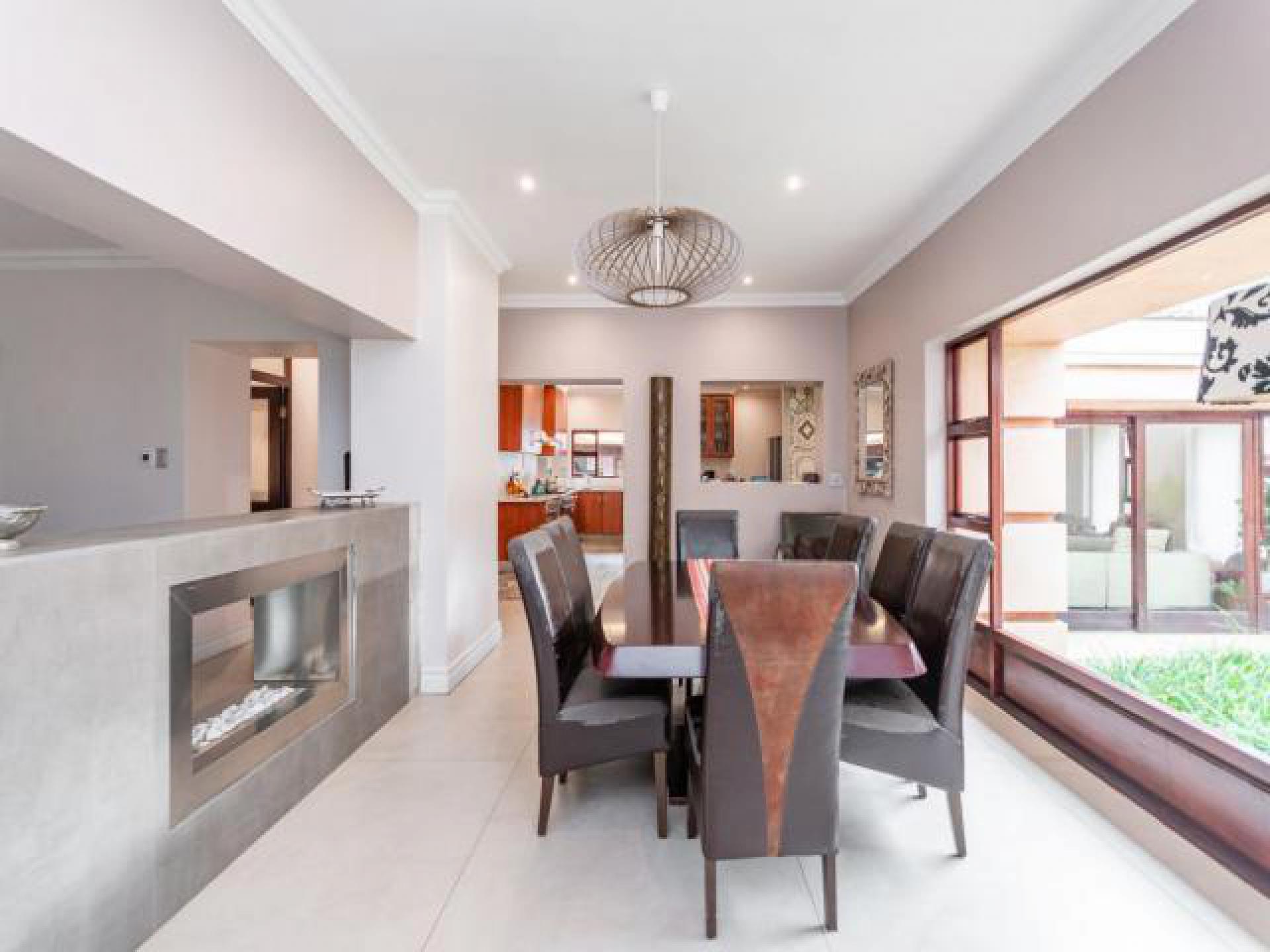 Dining Room - 39 square meters of property in Benoni