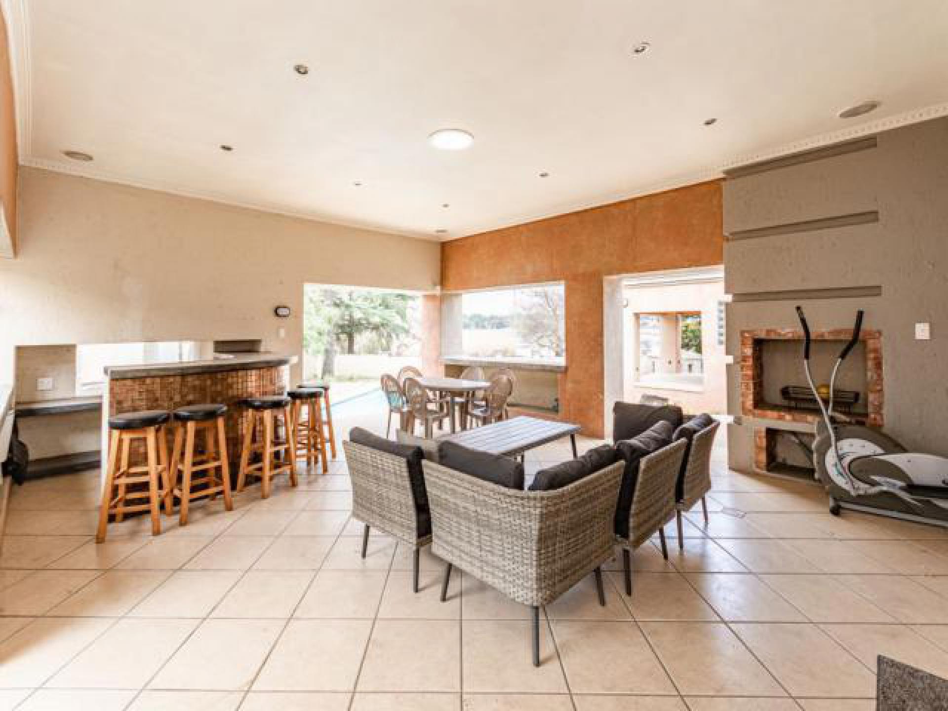 Patio - 51 square meters of property in Benoni