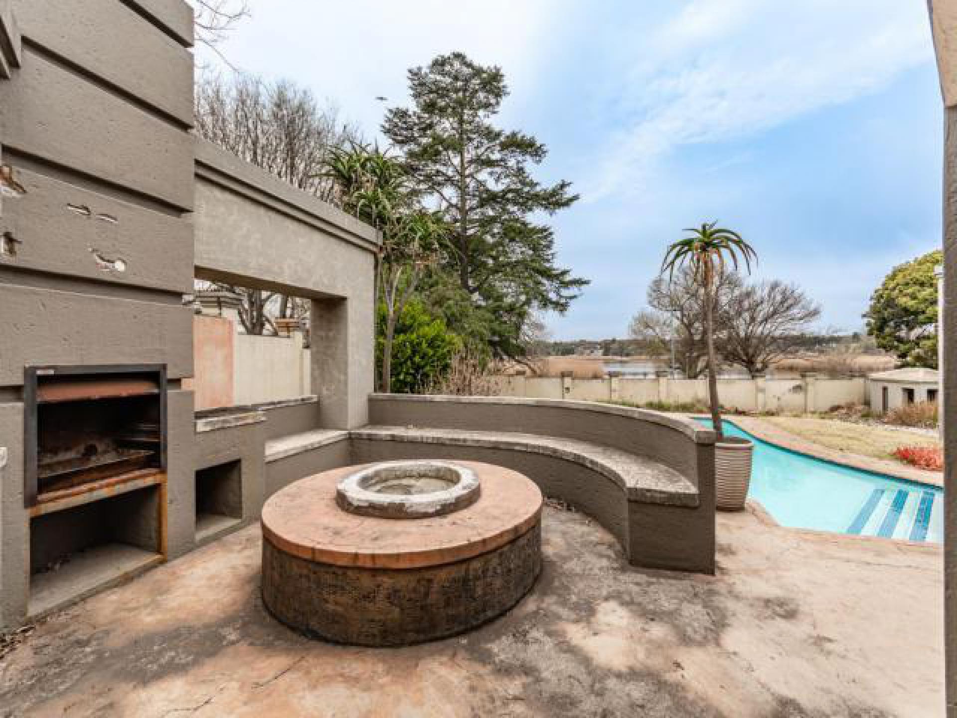 Patio - 51 square meters of property in Benoni