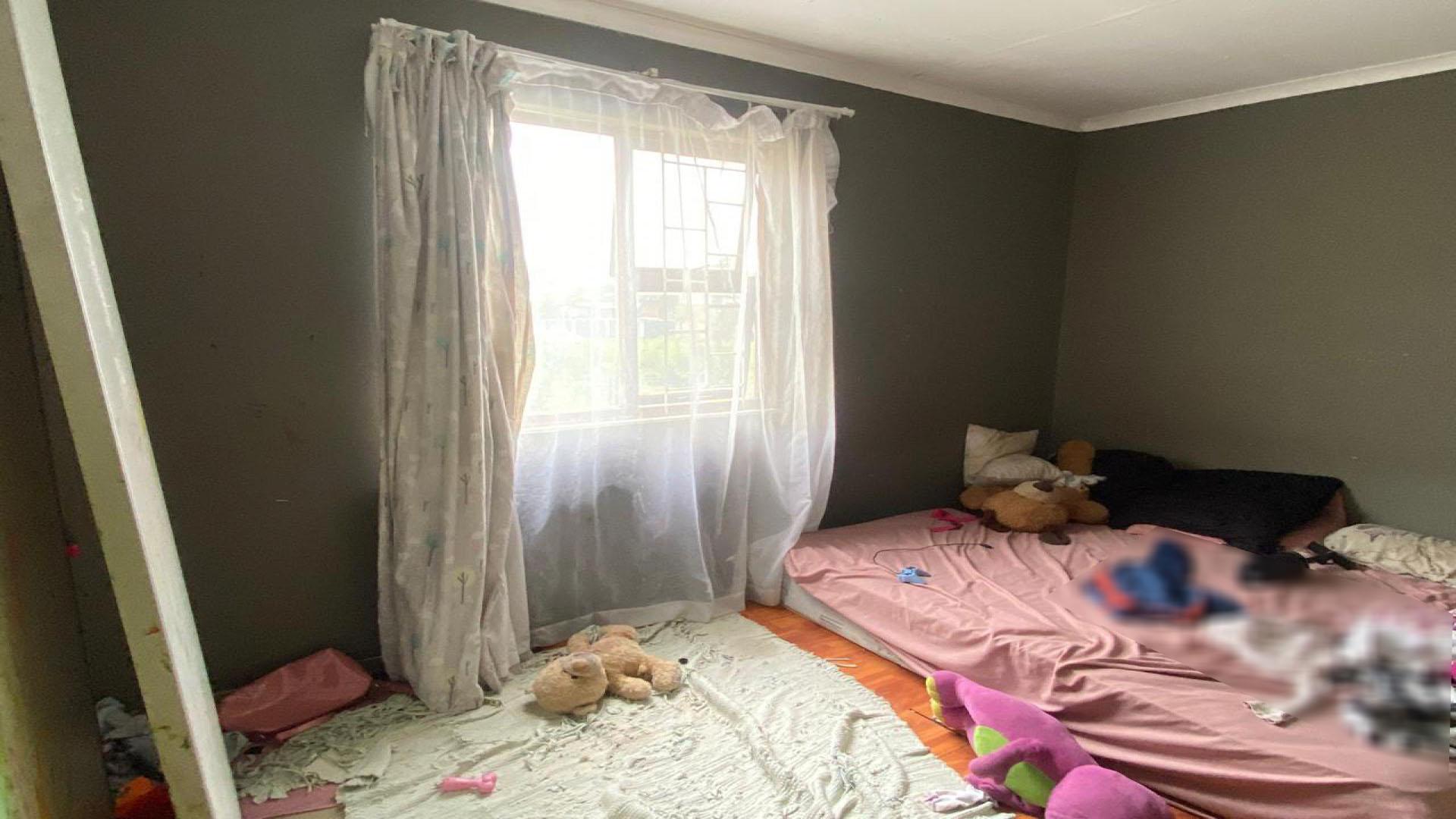 Bed Room 2 of property in Birchleigh North