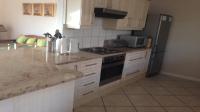 Kitchen - 40 square meters of property in Struis Bay