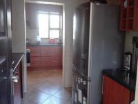 Kitchen - 6 square meters of property in Thatchfield Gardens