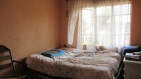 Bed Room 3 - 10 square meters of property in Lenasia South