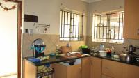 Kitchen - 10 square meters of property in Parkhaven