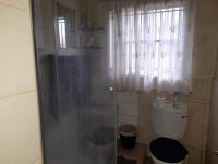 Bathroom 1 - 5 square meters of property in Parkhaven