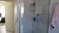 Bathroom 1 - 5 square meters of property in Buccleuch