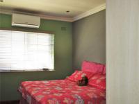Bed Room 2 - 9 square meters of property in Parow Valley