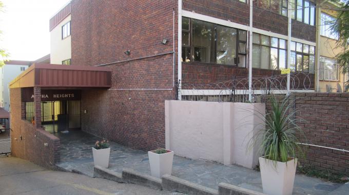 2 Bedroom Apartment for Sale For Sale in Ferndale - JHB - Private Sale - MR458201