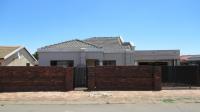 Front View of property in Vosloorus