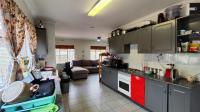 Kitchen - 19 square meters of property in Pomona