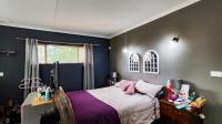 Main Bedroom - 30 square meters of property in Pomona