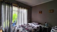 Bed Room 1 - 14 square meters of property in Pomona
