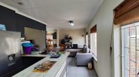 Spaces - 15 square meters of property in Pomona