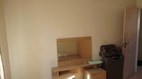 Bed Room 1 - 14 square meters of property in Greenhills