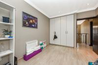 Bed Room 1 of property in Broadacres Park