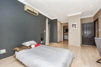 Main Bedroom of property in Broadacres Park
