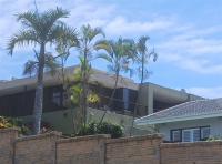 Front View of property in La Lucia