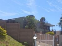 Front View of property in La Lucia
